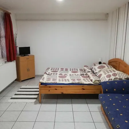 Апартаменты Norbi Абадсалок