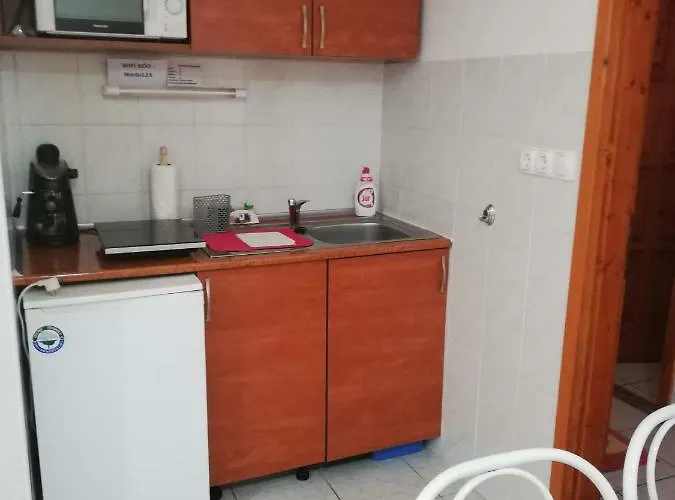 Norbi Apartment Abadszalok